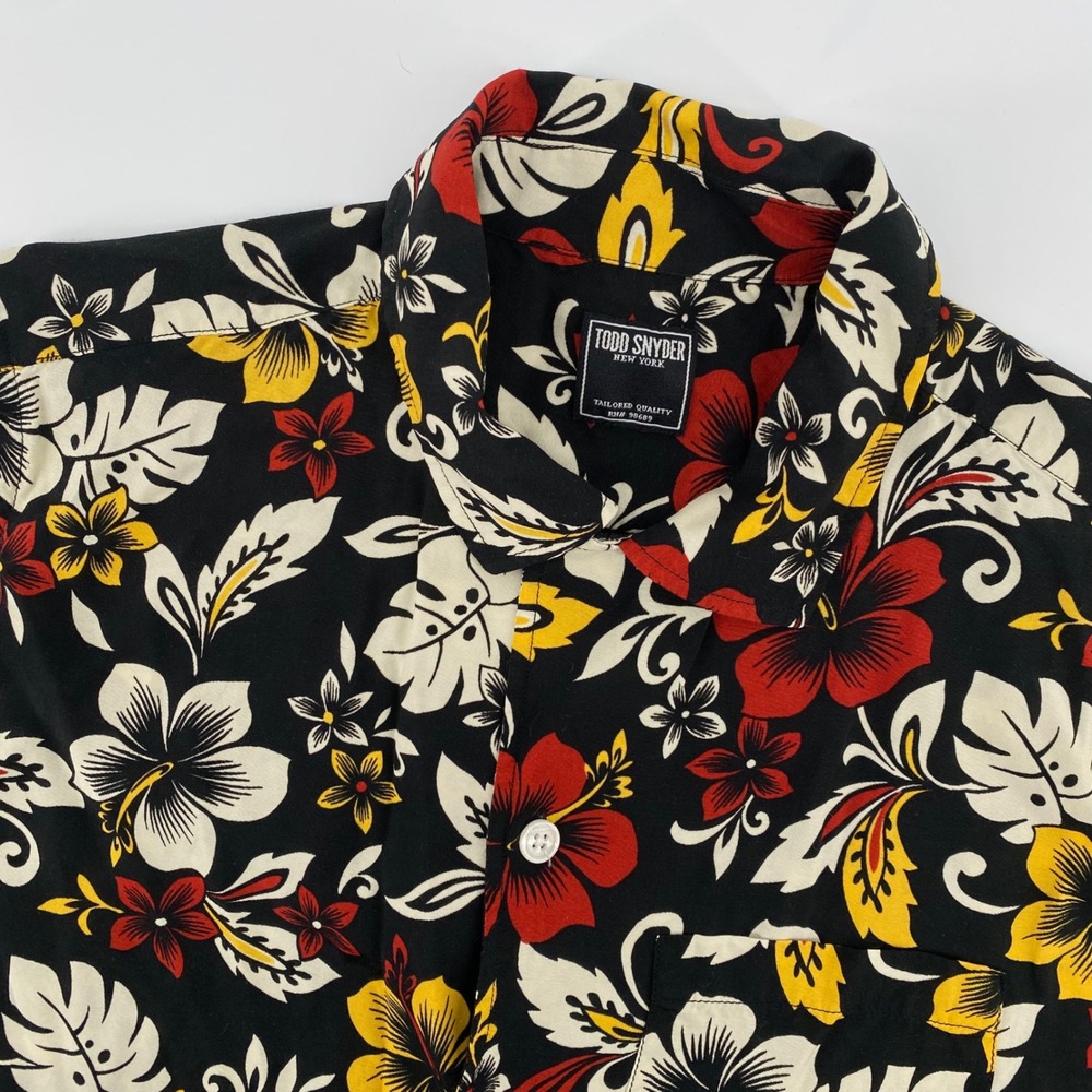 Todd Snyder New York Mens Small Black Floral Short Sleeve Button Up Shirt